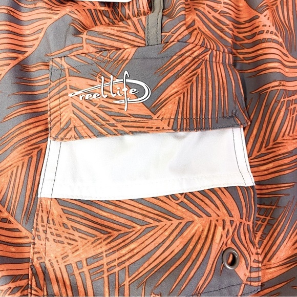 Reel Life Silver Filigree Print Board Shorts Size M - Picture 5 of 7